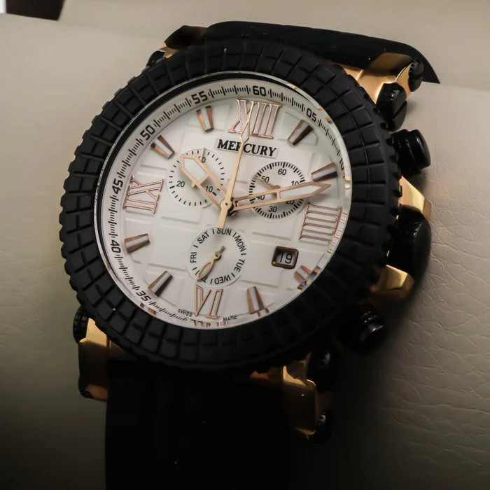 Mercury – Swiss Chronograph – ME10210-RBX-1 Swiss Chronograph Quartz 44mm.