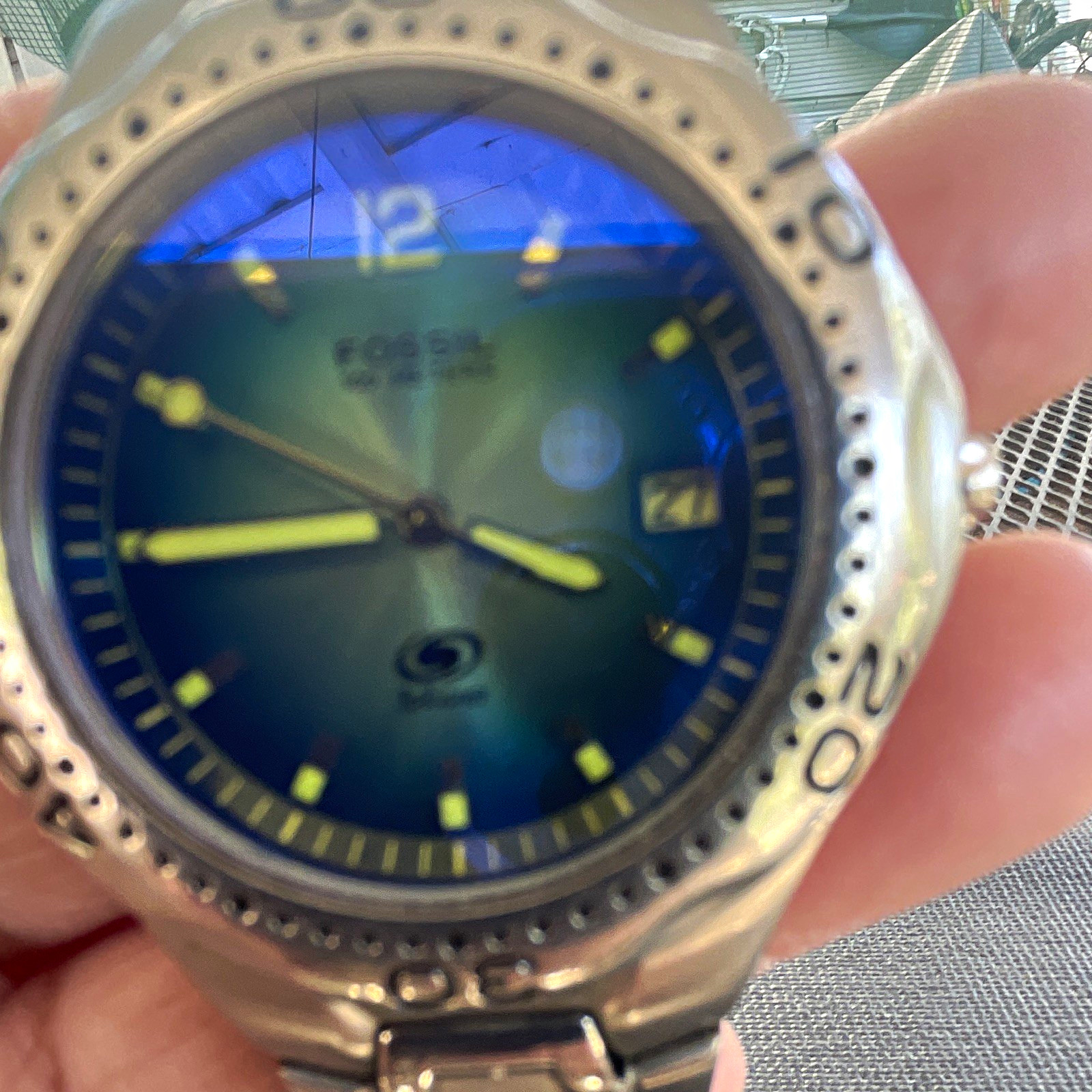 enni Quartz Stainless Steel Bracelet Watch Blue Sunburst Dial Date 50m