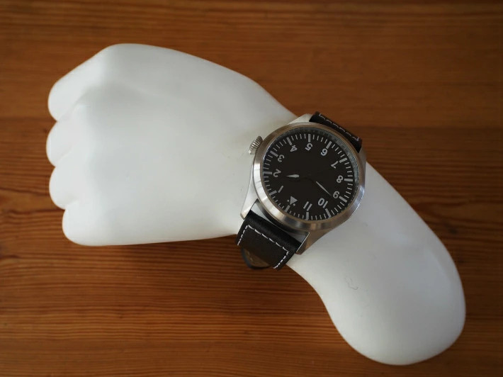 MWC 1940s Pattern 46mm XL Military Pilots Watch – 2018 to 2021 Model to Clear