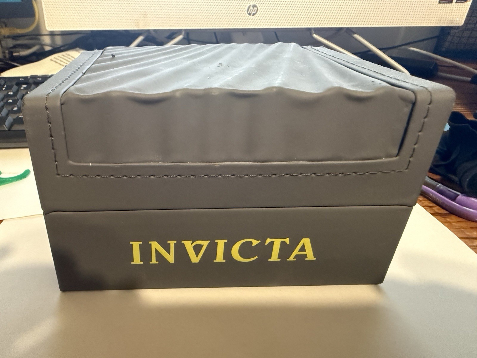 Invicta Specialty Watch Lot of 2 #6620 & #29372 Extra Links Box Hang Tags
