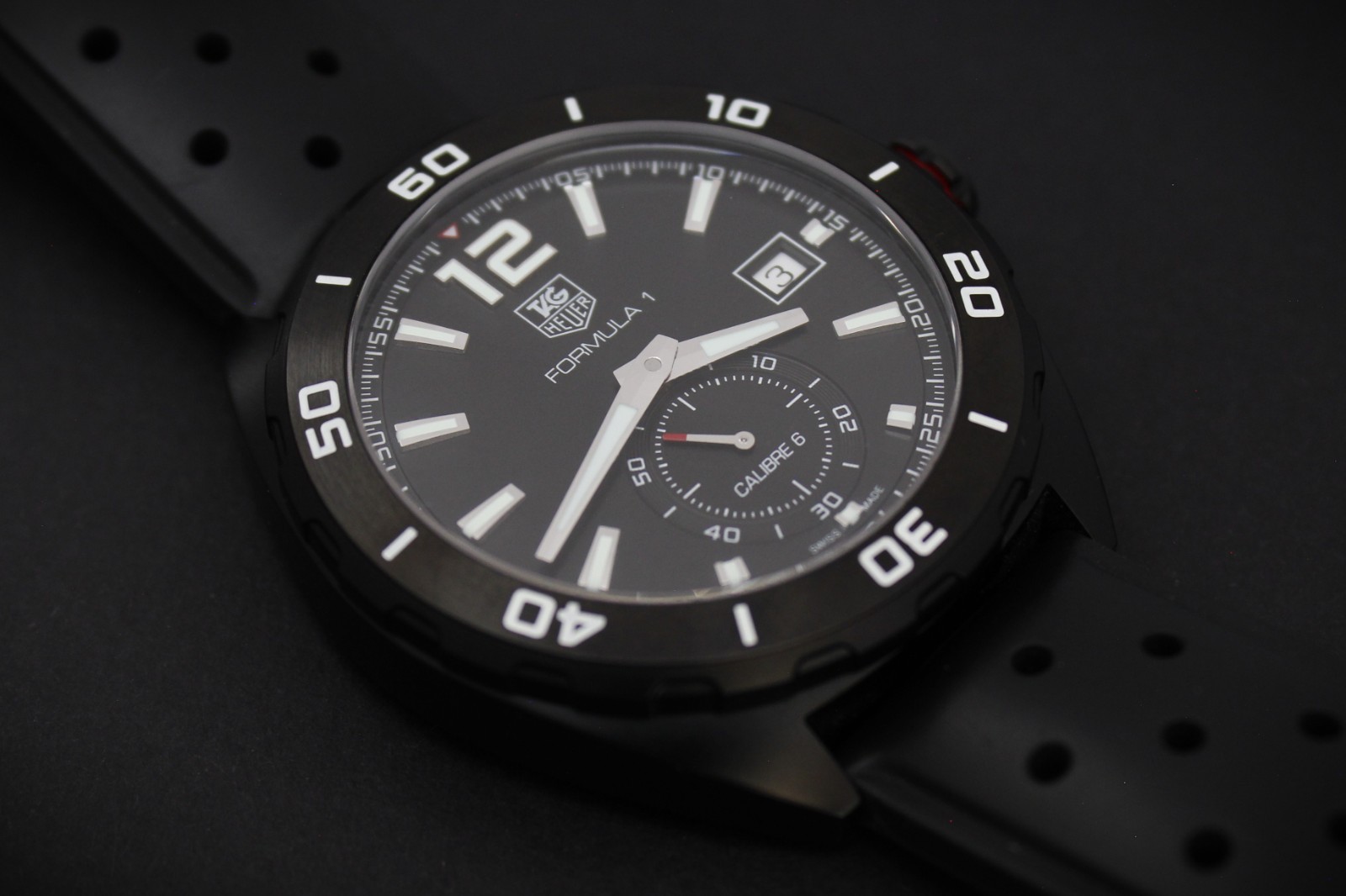 Tag Heuer Formula 1 Calibre 6 Automatic Black DLC Steel WAZ2112 6-Month Warranty