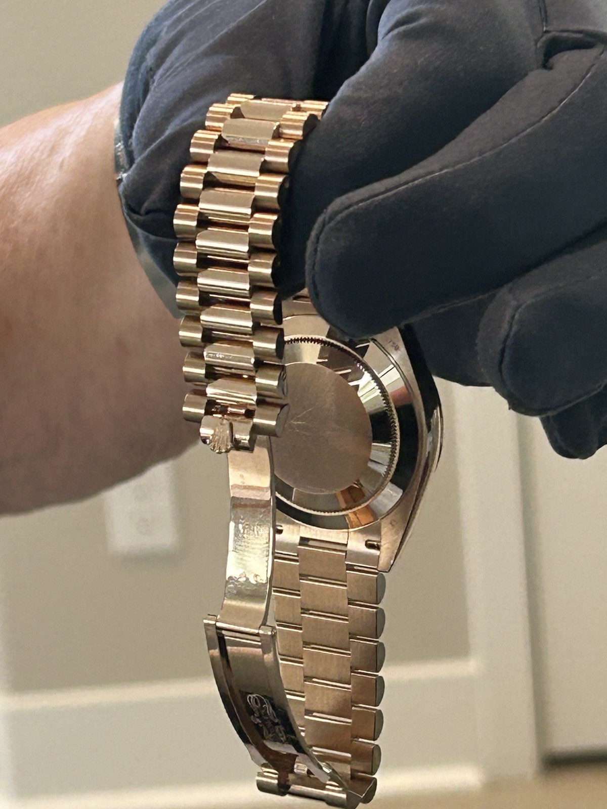 Rolex Day-Date 228235 40mm Rose Gold Chocolate Dial with Diamond Baguettes 2025