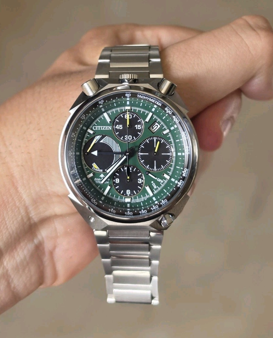 Citizen Promaster Tsuno All Titanium Eco-drive Limited Edition Green AV0081-51X