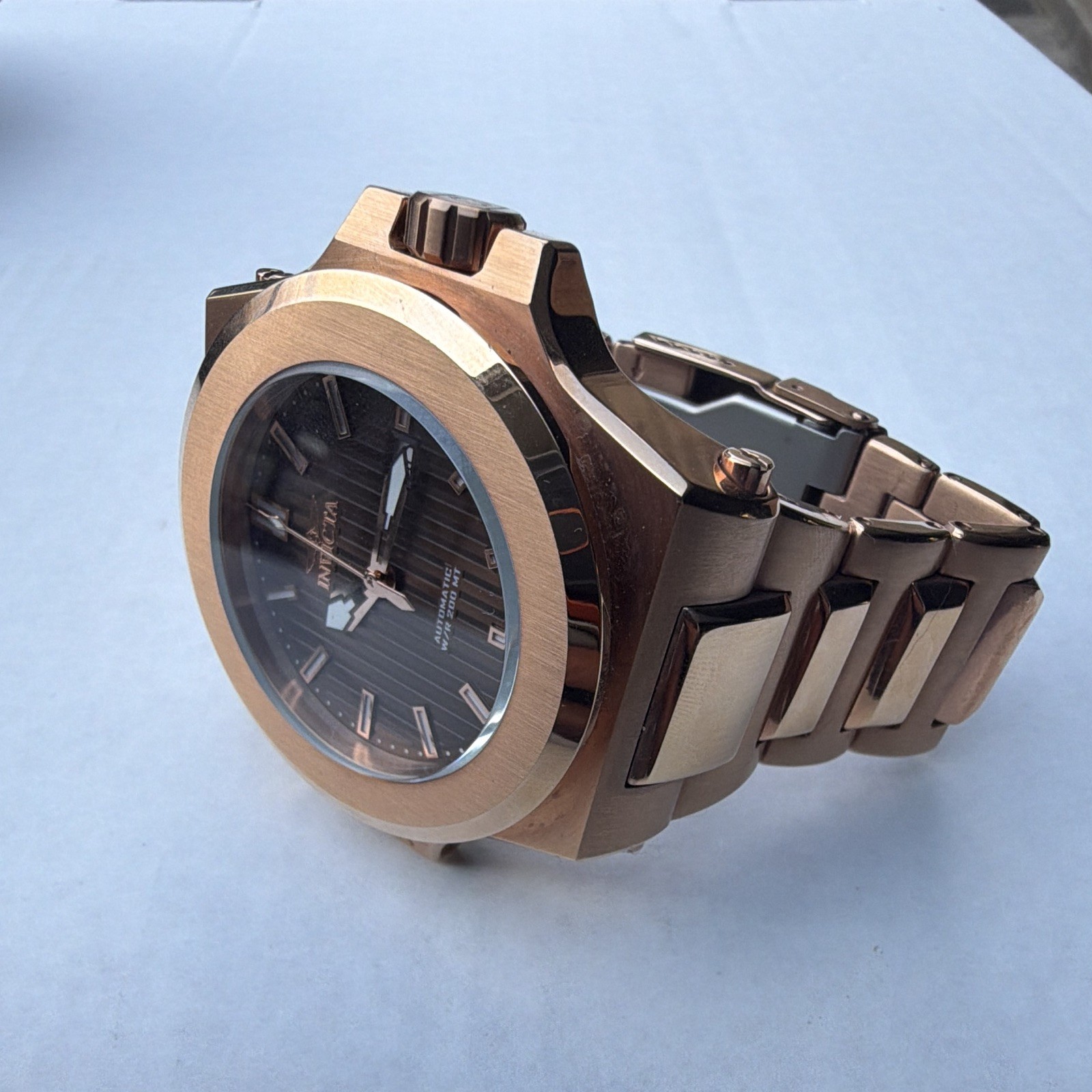 Invicta Akula Men’s Automatic Black Dial Rose Gold SS Bracelet Watch 200m 48mm