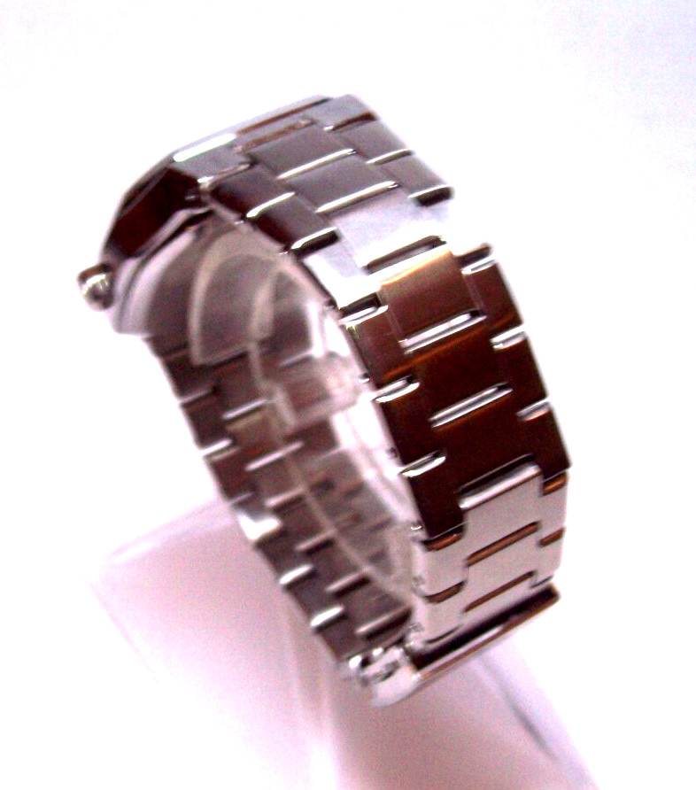 NEW Octagonal Formal Dress Watch Push Button Deploy fits 6.5-6.75″ Runs Great