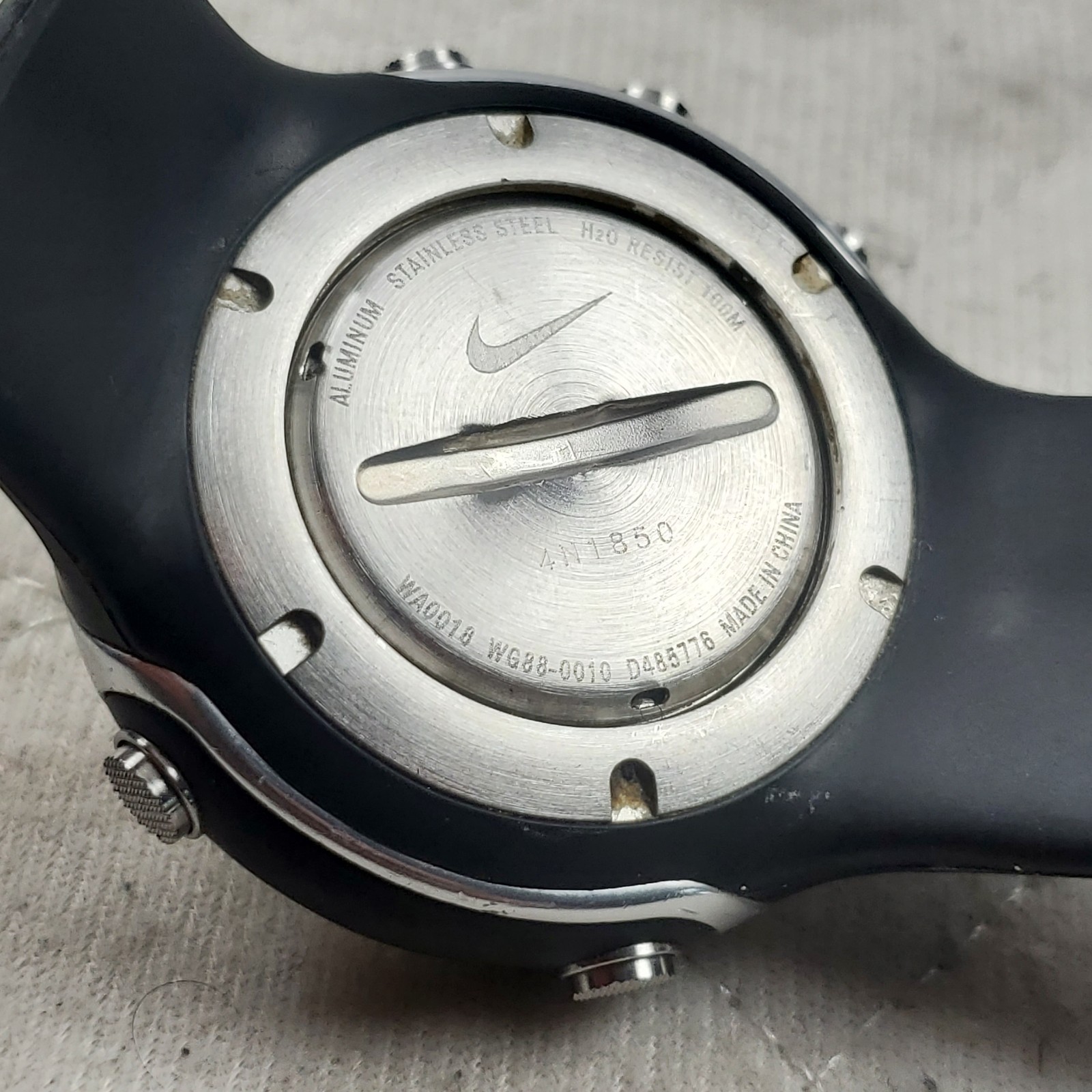 RARE NIKE OREGON WA0018 ALTITUDE COMPASS BAROMETER DIGITAL MEN’S WATCH
