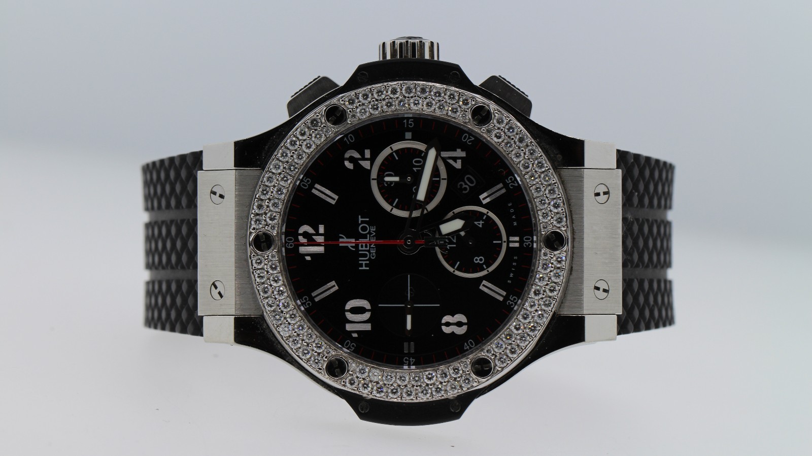 Hublot Big Bang 301.SX.130.RX 44mm Custom Bezel Black Rubber Chrono Men’s Watch
