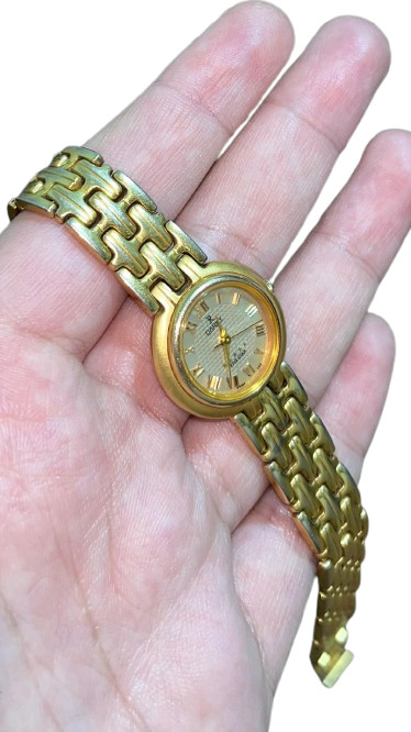 Vintage Darky Five Star Swiss Made Women’s Gold Plated Bracelet Watch 1990s 753.
