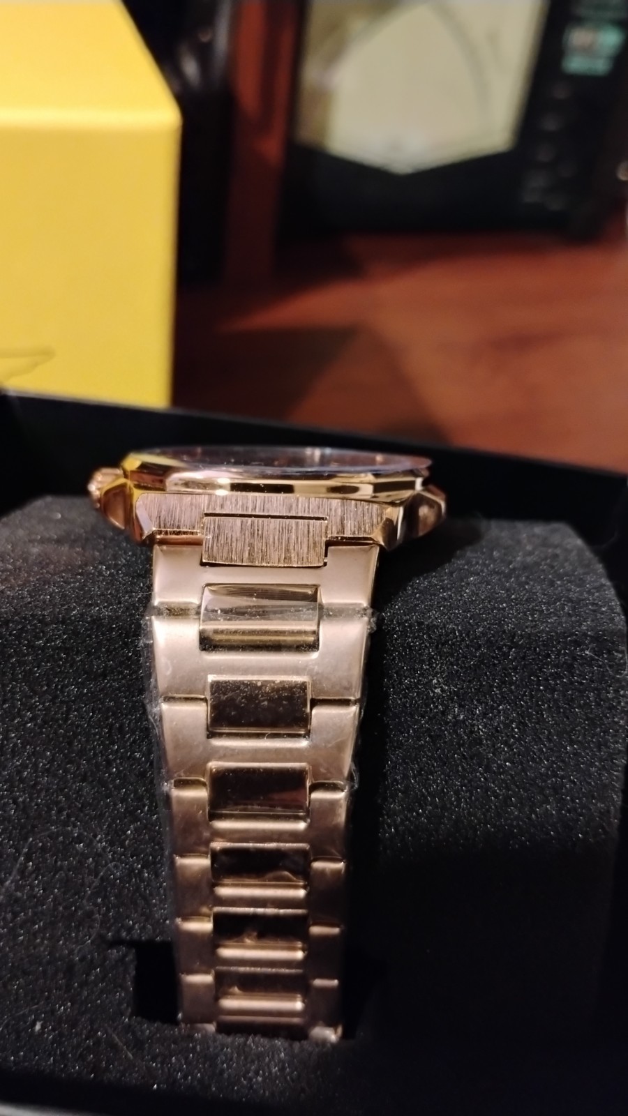 Invicta Specialty I Rose Gold Men’s Model 69976. 44mm Case, Stainless Steel