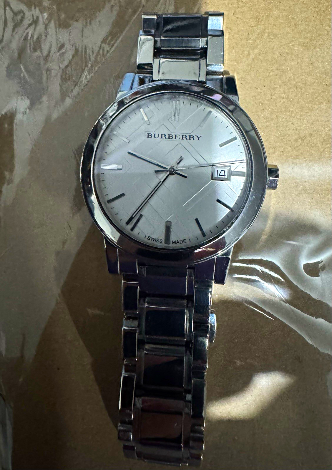 Burberry Swiss Made Quartz Sapphire Date Silver Dial SS Bracelet 38mm case