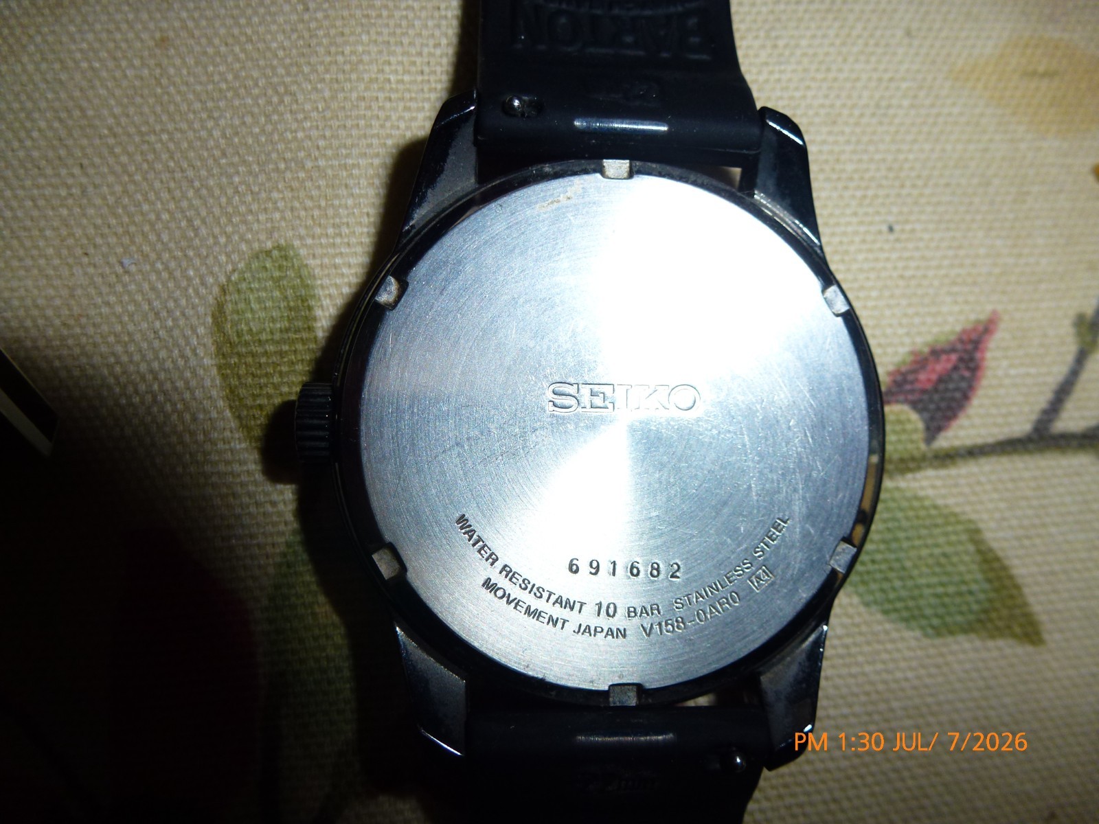 SEIKO Solar Analog Black V158-0AR0 Men’s Watch with LED Charger for Cloudy Days