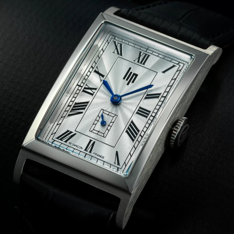Lip Churchill T24 671927 Men Black Leather Strap Analog Dial Quartz Watch 41.5mm