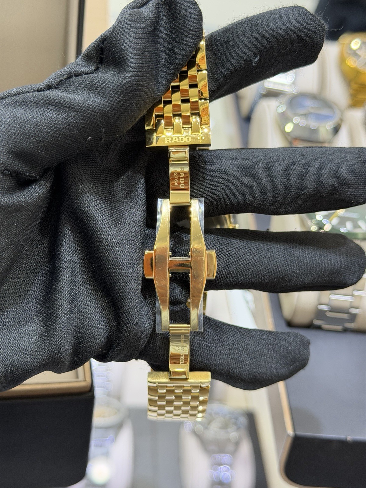 New Rado Florence Diamonds Stainless Steel Golden Dial Men’s Watch R48914713