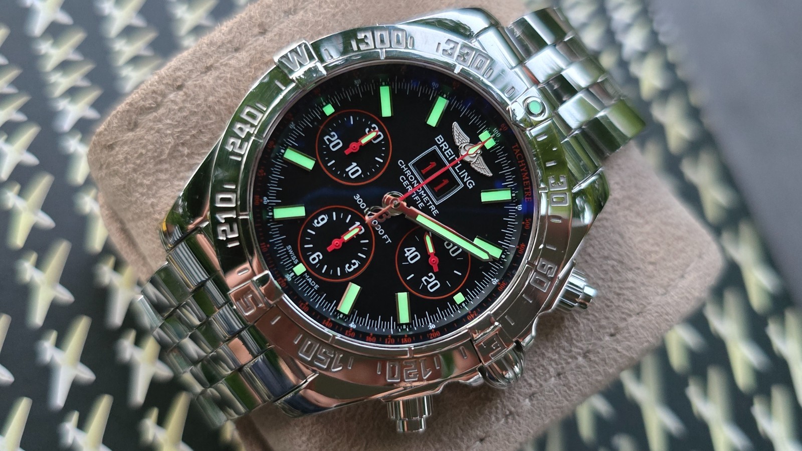 Breitling Blackbird ‘Red Strike’ Ultra Rare Limited Edition!