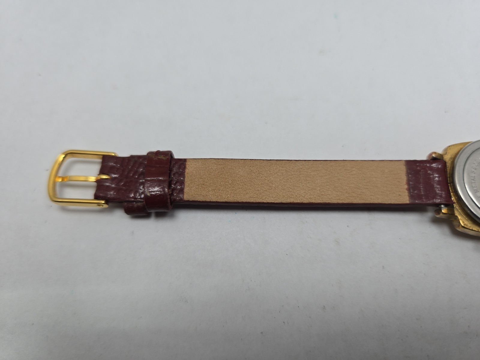 Vintage 1978 Timex Cavatina Womens Bronze Dial Manual Wind Watch Dainty Runs