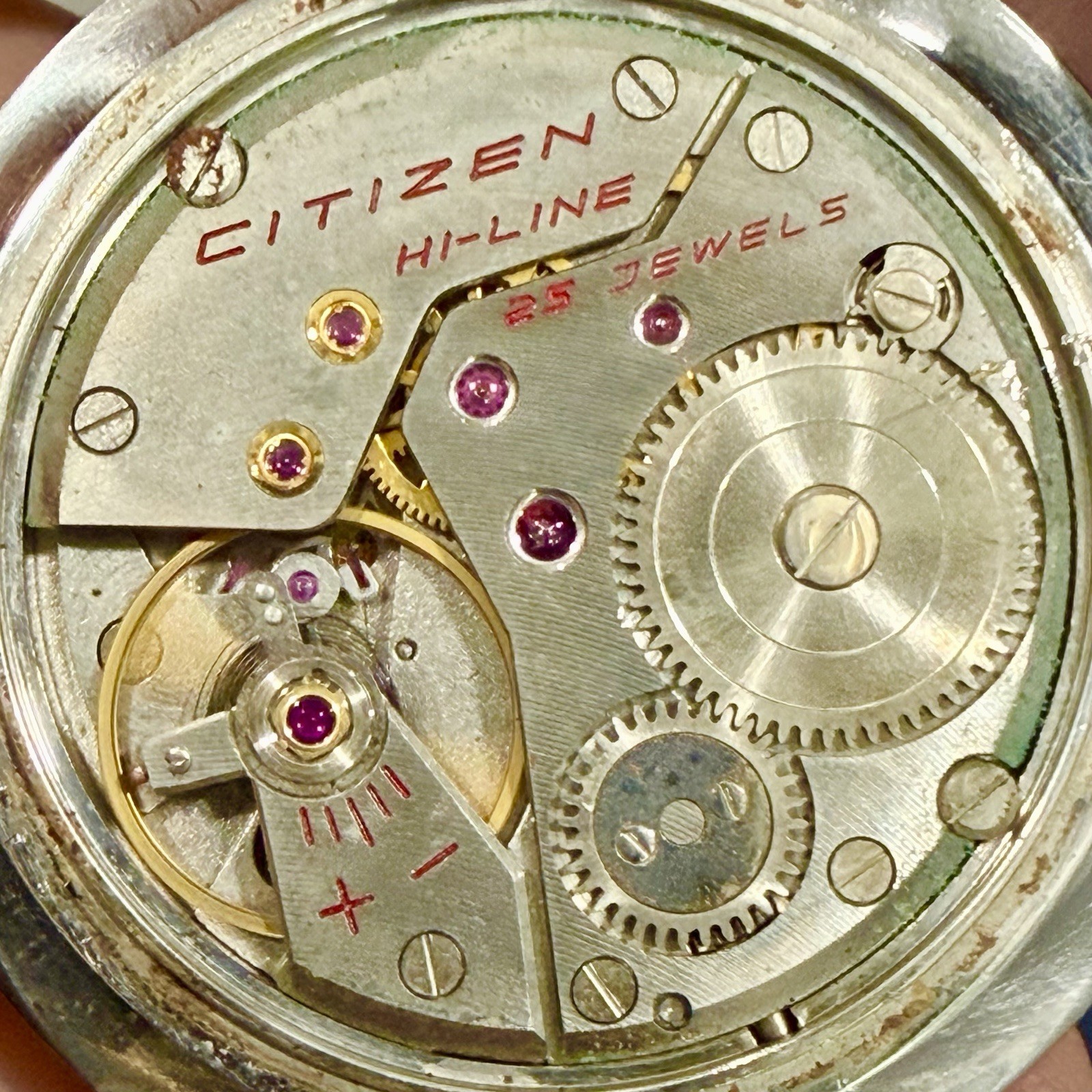 Vintage 1960s Citizen Hi Line Manual Winding Men’s 36mm Watch 25 Jewels RUNS!