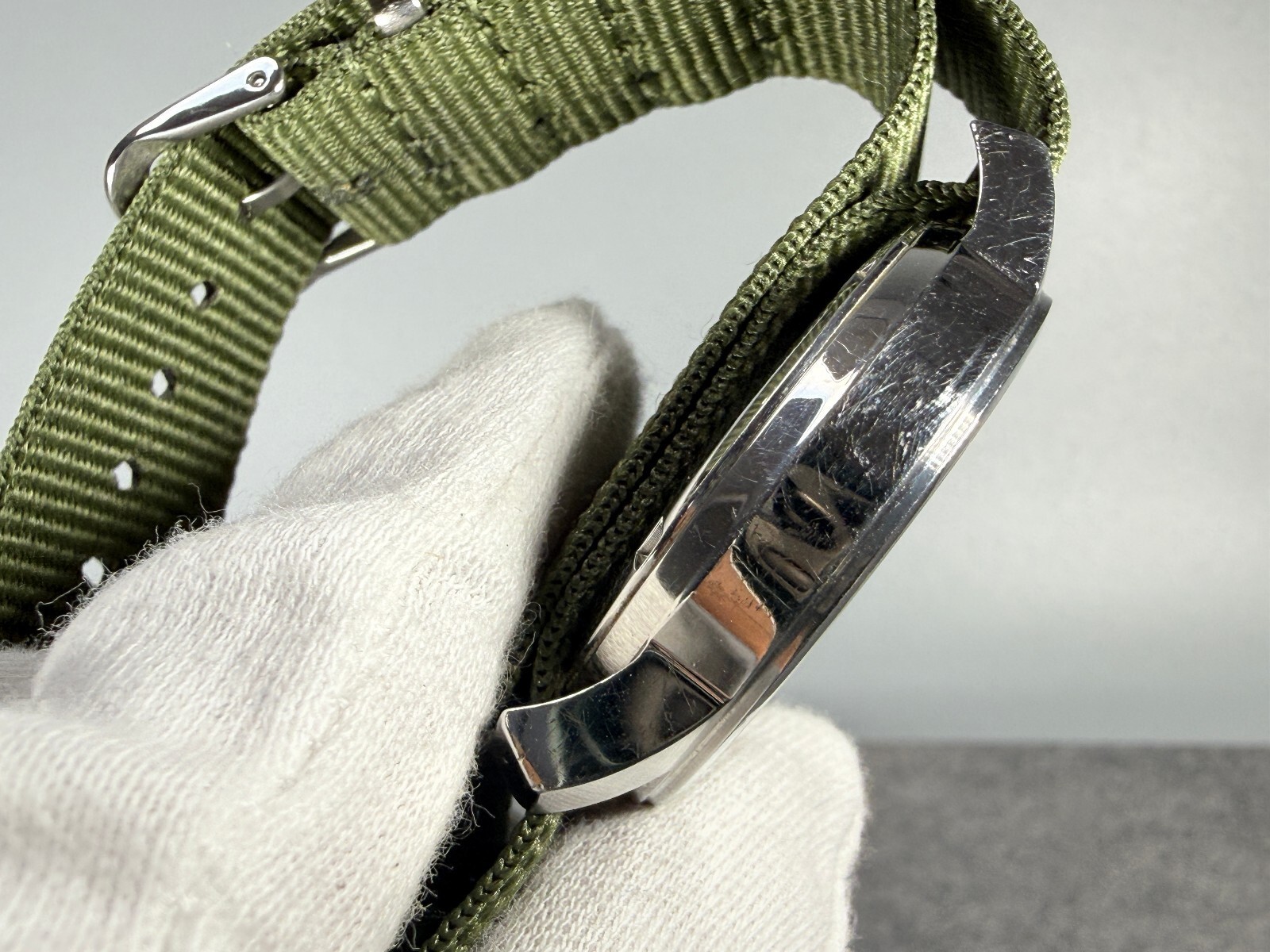 Citizen Garrison Eco-Drive E101-S006597 37mm Field Watch Day Date WR100