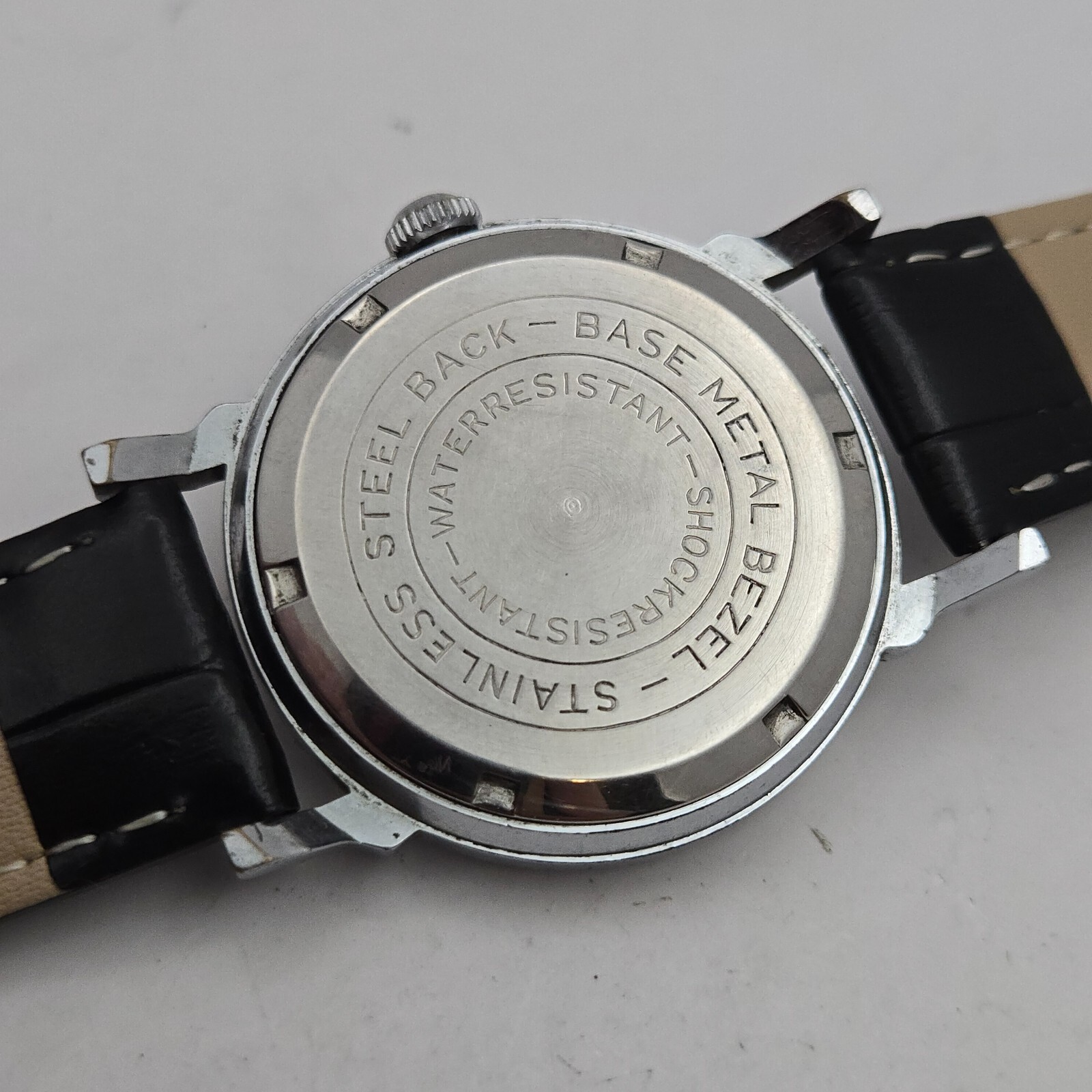 American Patriots vintage men’s manual winding watch Durowe 451-3 (INT) 1960s