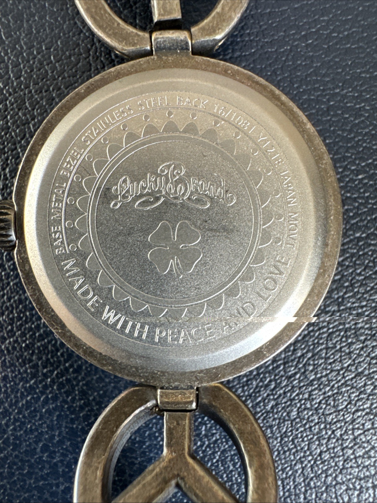 Lucky Brand Watch Peace Sign Needs Battery 6.25″ Womens 32mm Hammered Metal