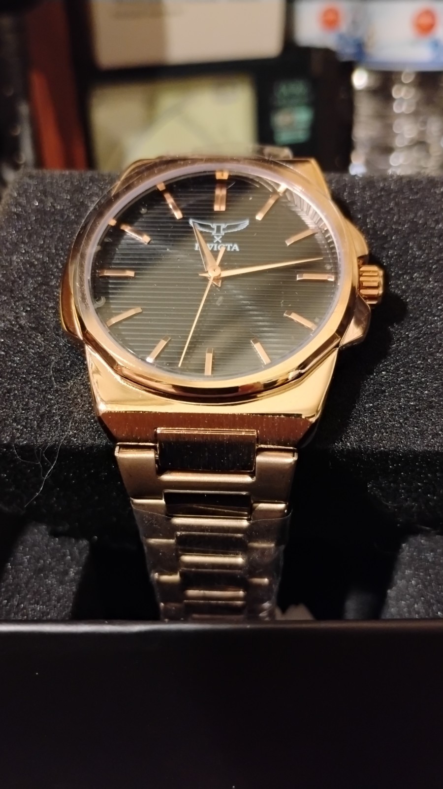 Invicta Specialty I Rose Gold Men’s Model 69976. 44mm Case, Stainless Steel