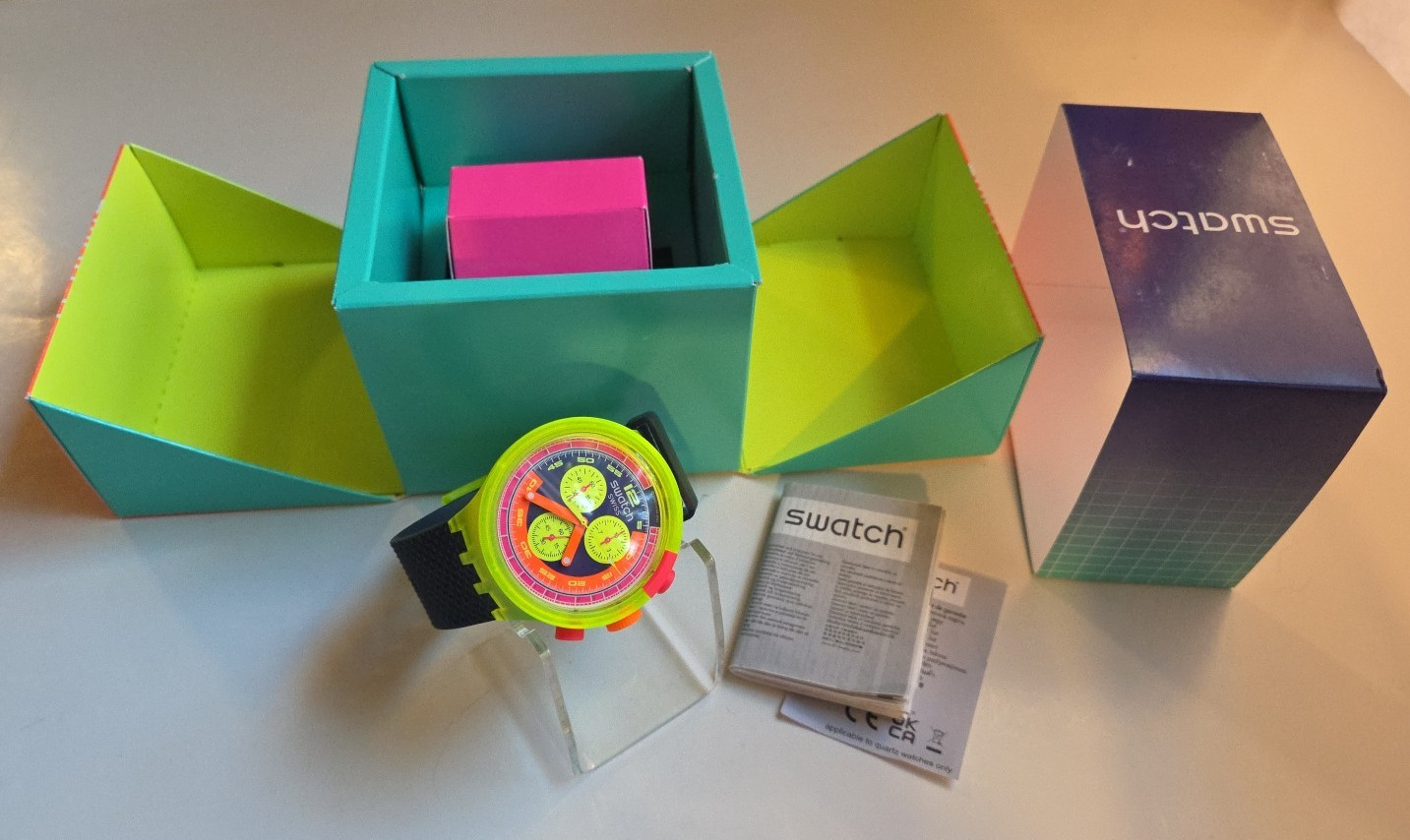 SWATCH NEON TO THE MAX Watch SB06J100 Big Bold Chronograph 2023 Swiss WR 100ft