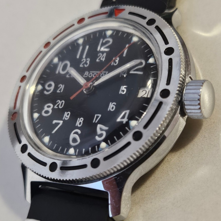 Vintage Men’s “Amphibia” Vostok Automatic 2416 31J USSR 1970 200m Diver Watch