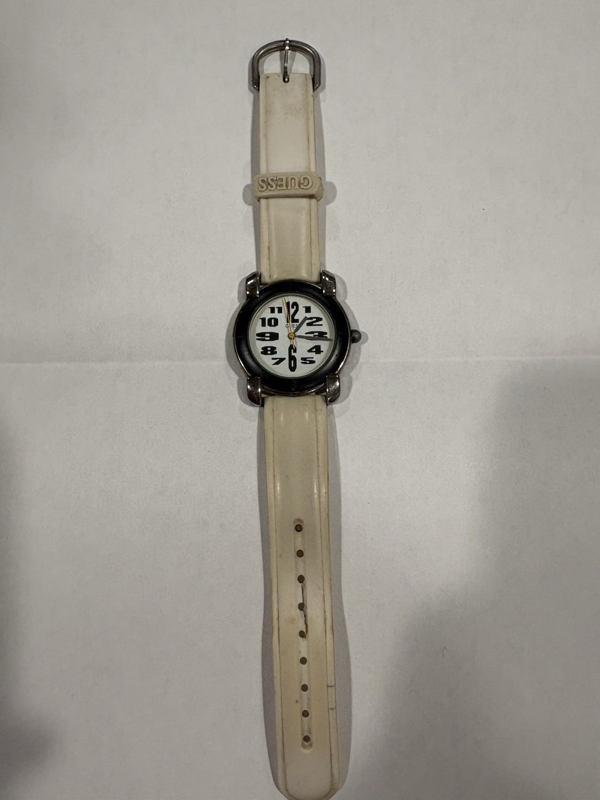 Vintage GUESS Watch White Plastic Rubber Band Needs Battery