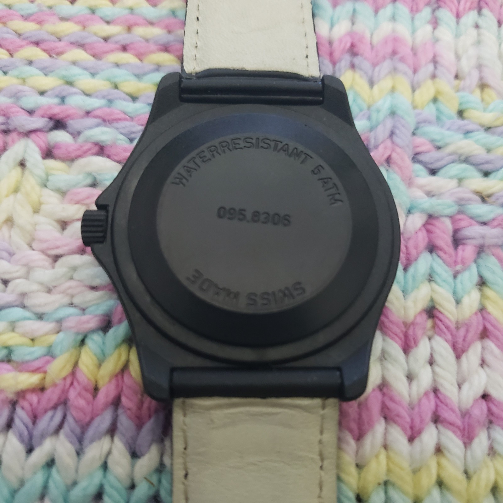 Men’s SWISS MILITARY watch 39mm black case/ivory dial date 50M Eddie Bauer logo