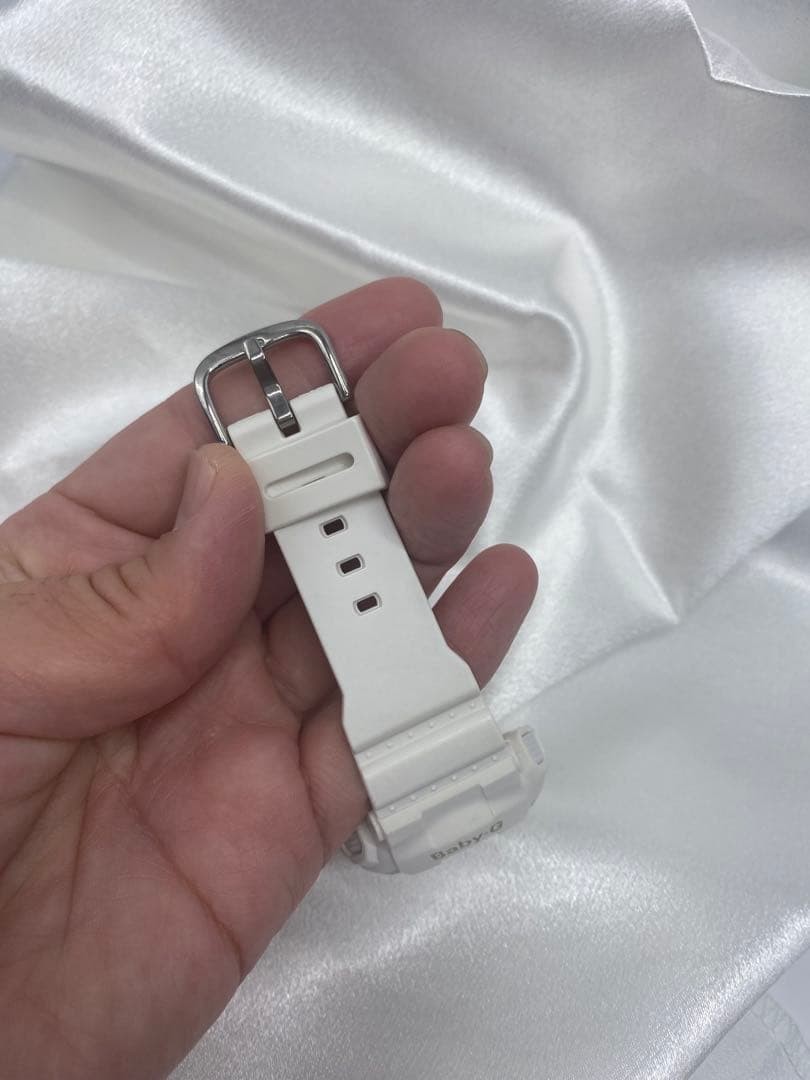 Baby G White Protection