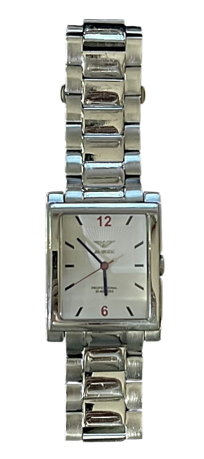 Vintage Ladies Avirex Quartz Wristwatch. AS IS NEEDS BATTERY. Not Tested