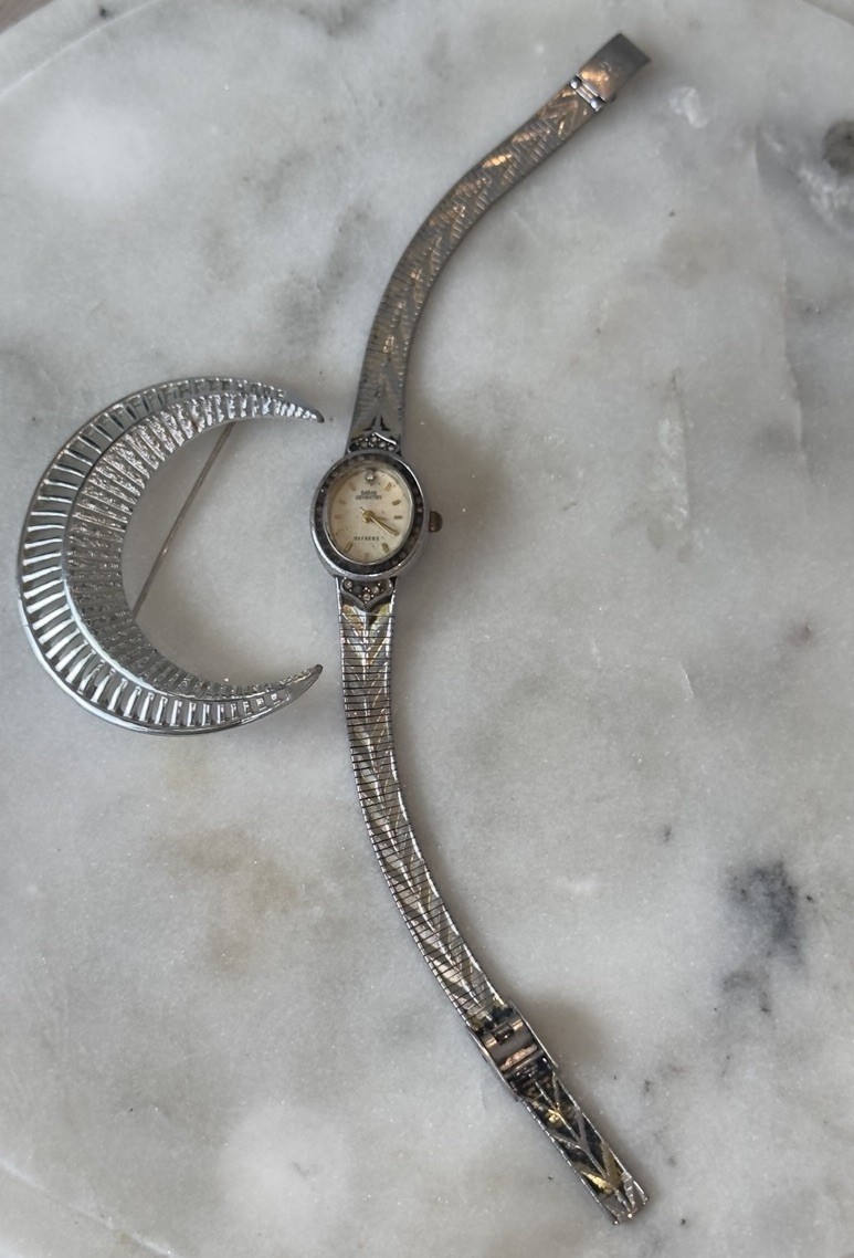 Vintage Sarah Coventry Supreme Stainless Steel Two-tone Women’s Watch 8.5in