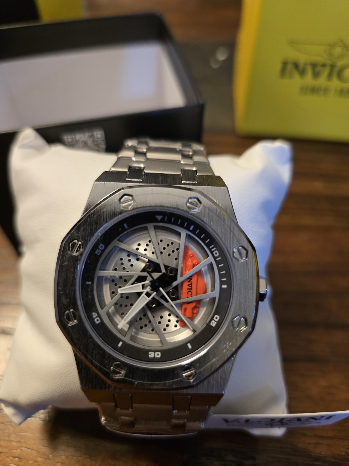 Invicta Men’s Quartz Sport Wristwatch Silver Octagon Case, Black Dial, Box