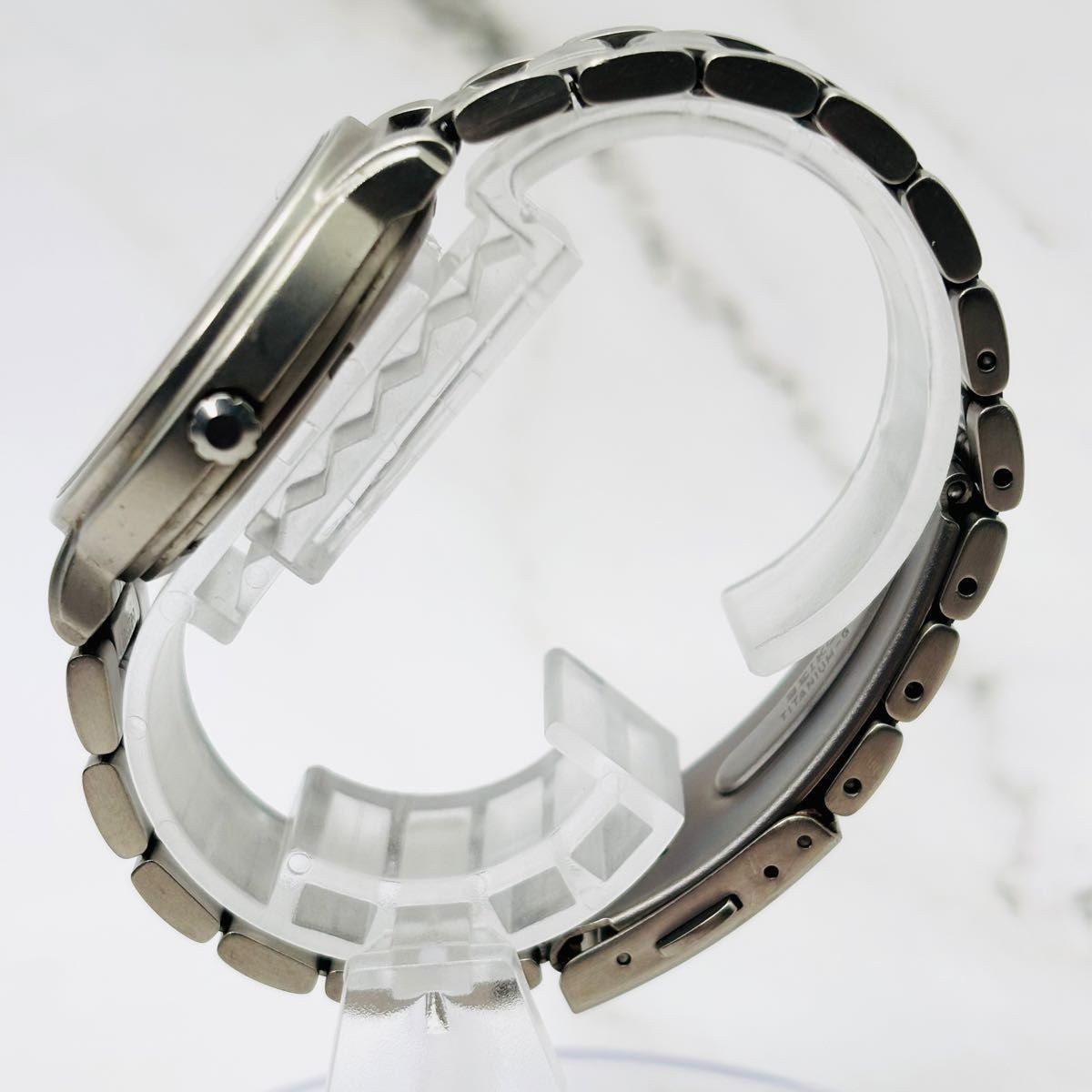 SEIKO Solar Date Titanium Black Dial 5K22 0A20 Men’s Quartz Watch Silver