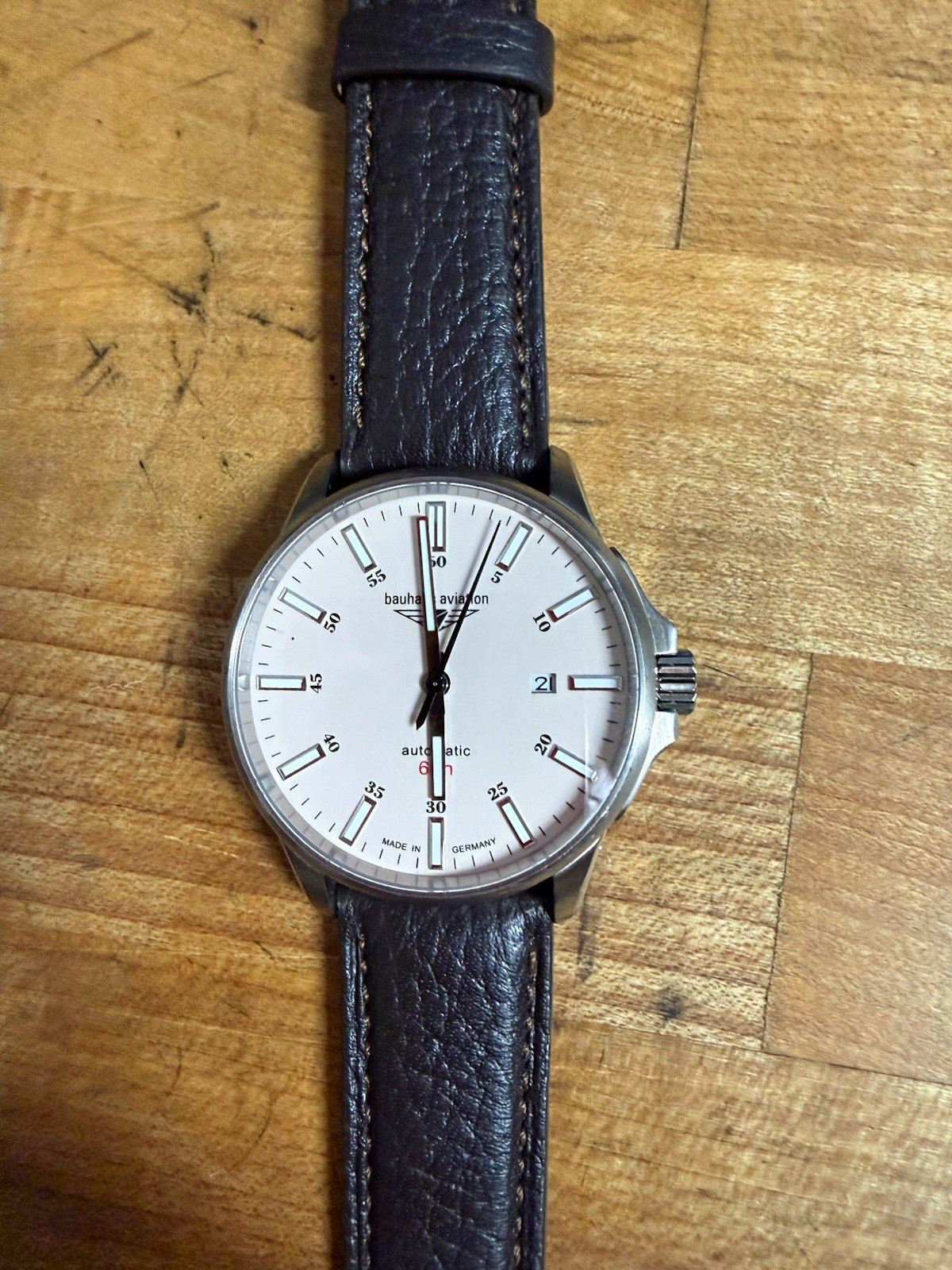 bauhaus aviation Automatic Men’s Watch Date Titanium 10 ATM Beige Dial
