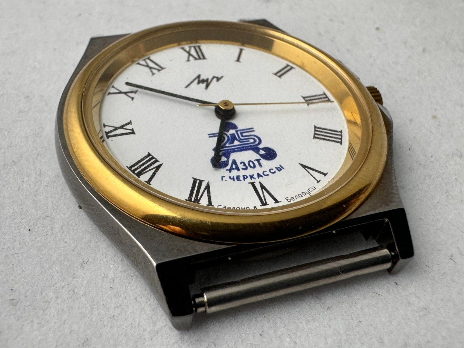 Luch Vintage AZOT factory , 1992 In Original Box (Documents) , Quartz Watch