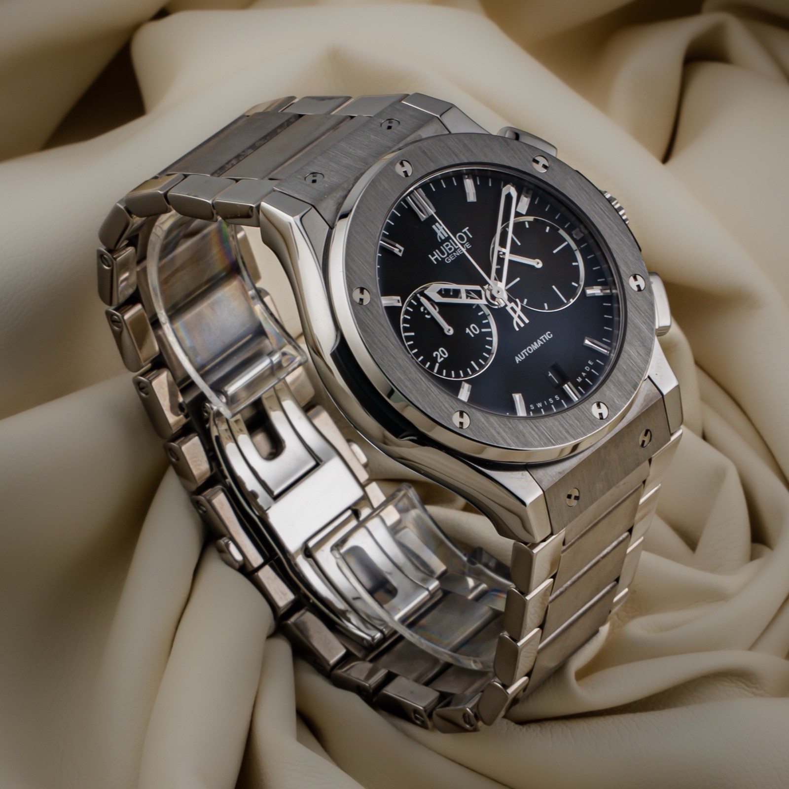 Hublot Classic Fusion Chronograph Bracelet Box & Papers 45mm Excellent Condition