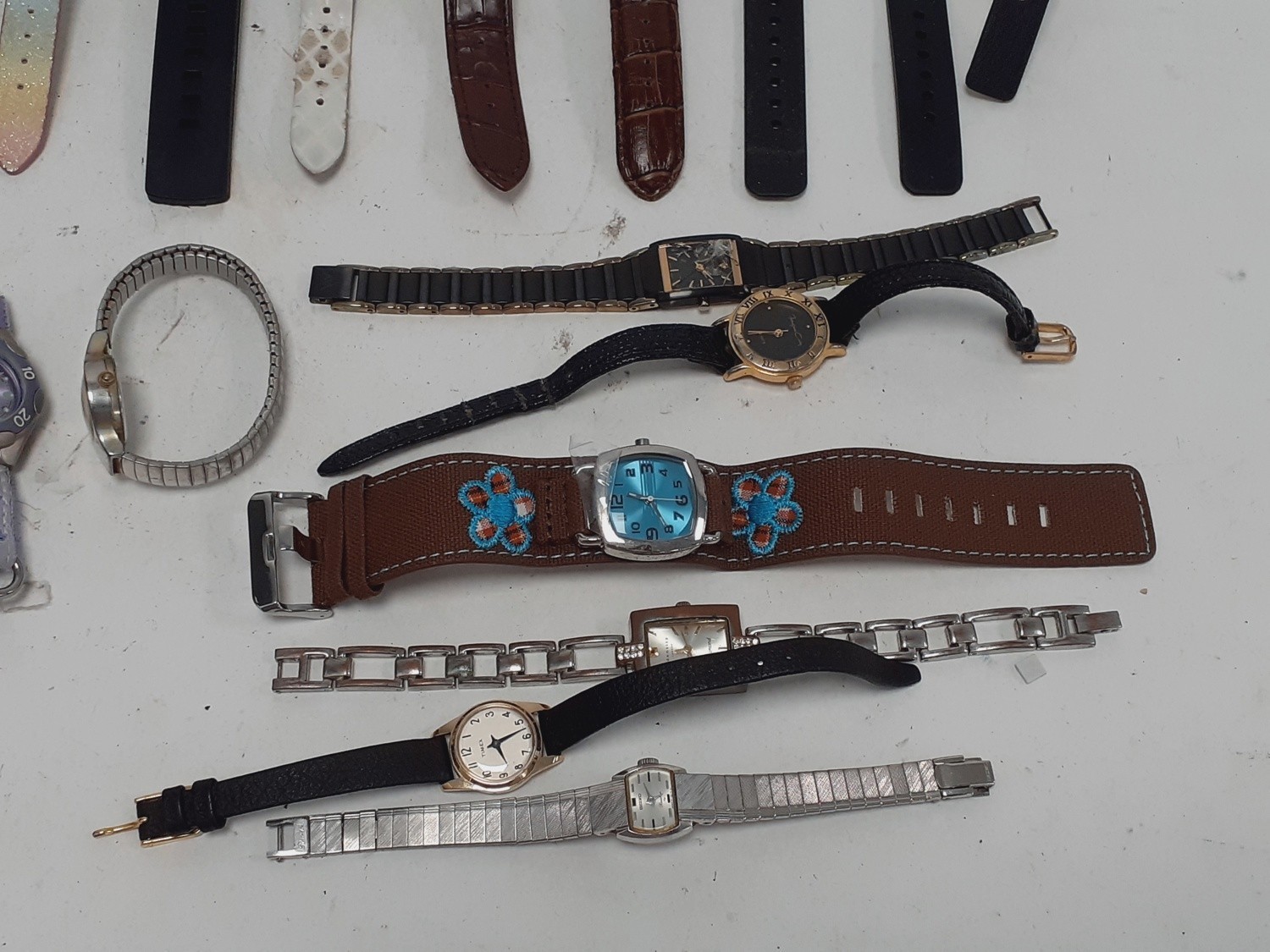 38 x Assorted Watch Collection Various Brands, Styles Sizes Spares/ Repairs