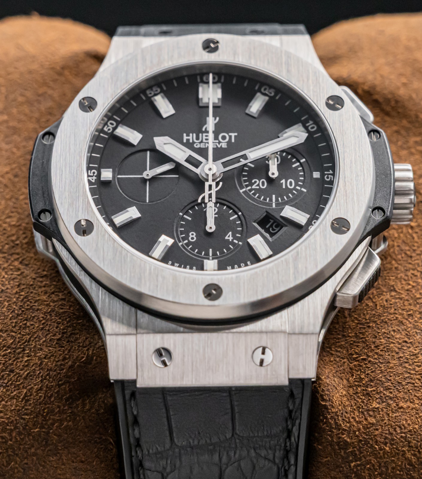 Hublot Big Bang Unico Ferrari Titanium & Carbon 45 mm Deploy 401.NJ.0123.VR