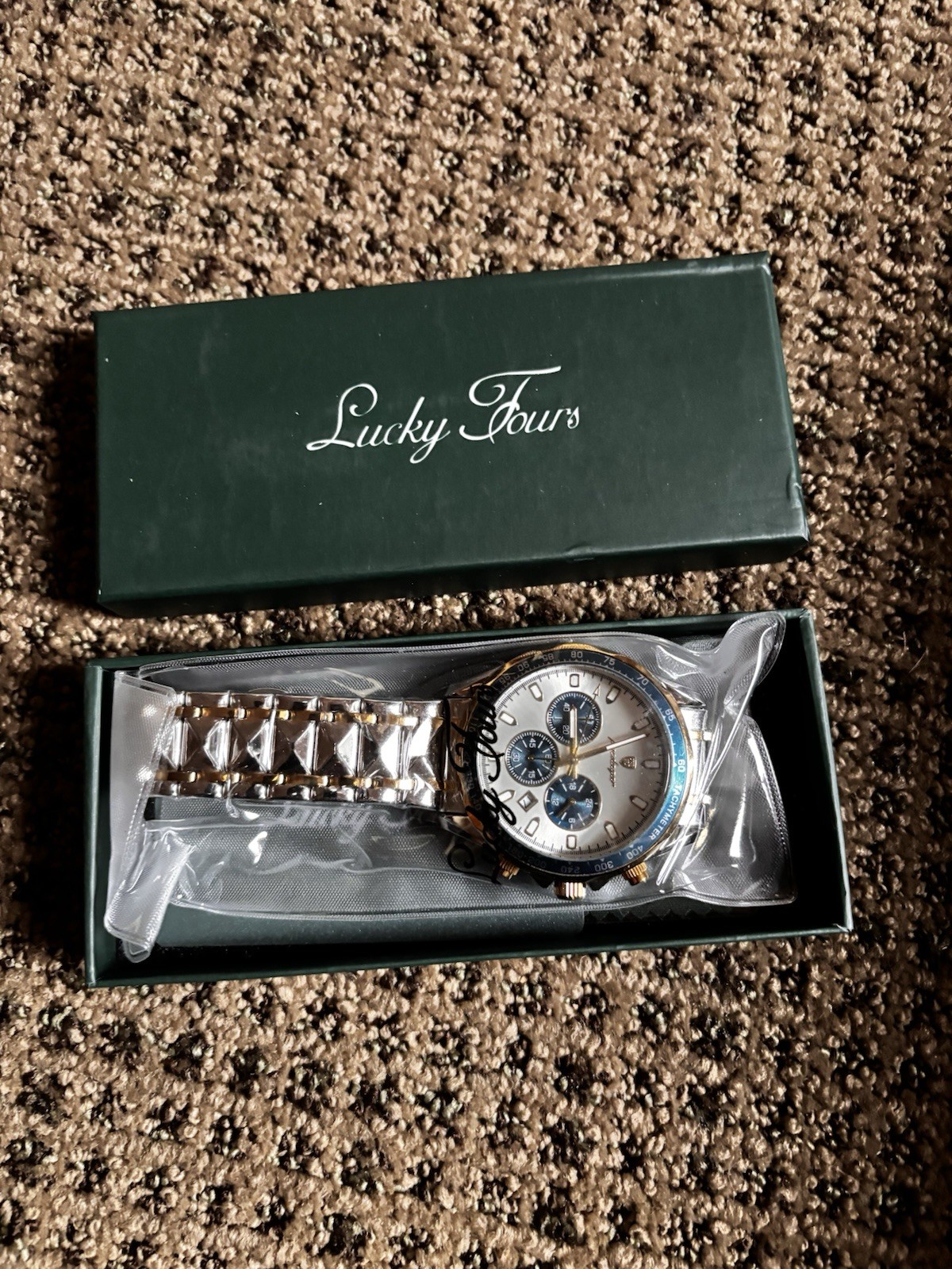 Lucky Fours Men’s Quartz Chronograph Tachymeter Two-Tone Bracelet Watch
