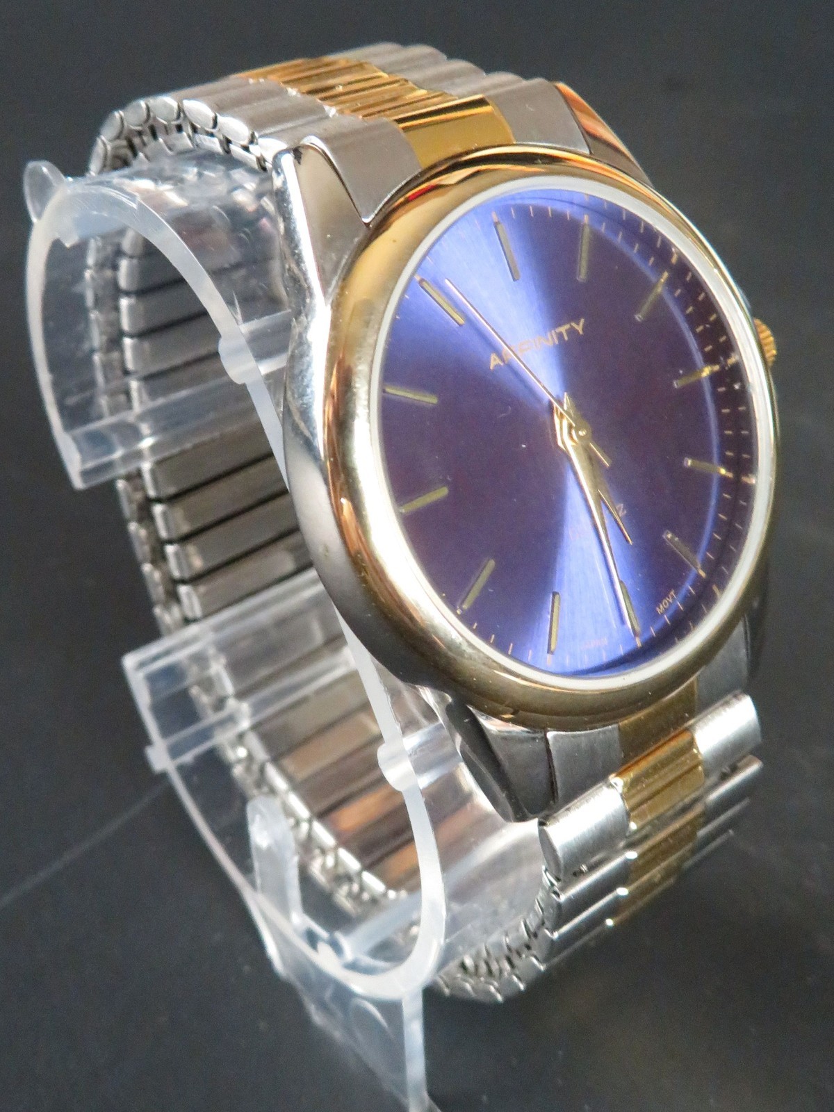 Working Affinity Blue Purple Sunburst Men’s Quartz Watch 40mm FMA11 new battery