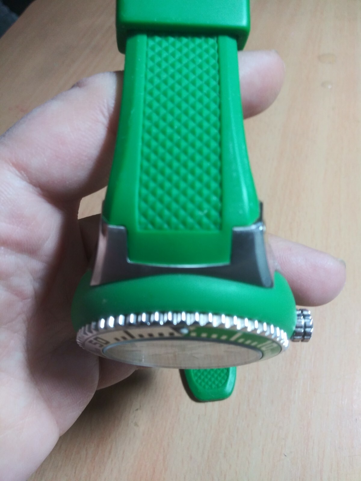 JET SET Watch – Divers Green Silicone Strap – Day & Date Features