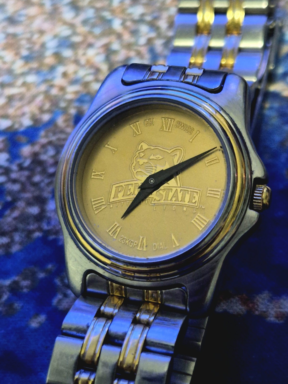 Penn State Nittany Lions Logo Dial Quartz Analog Two-Tone Bracelet 25mm