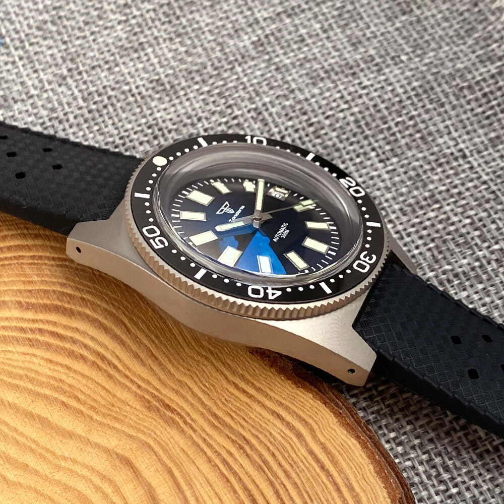30ATM Titanium 41mm AR Domed Sapphire Japan NH35A PT5000 Automatic Men’s Watch