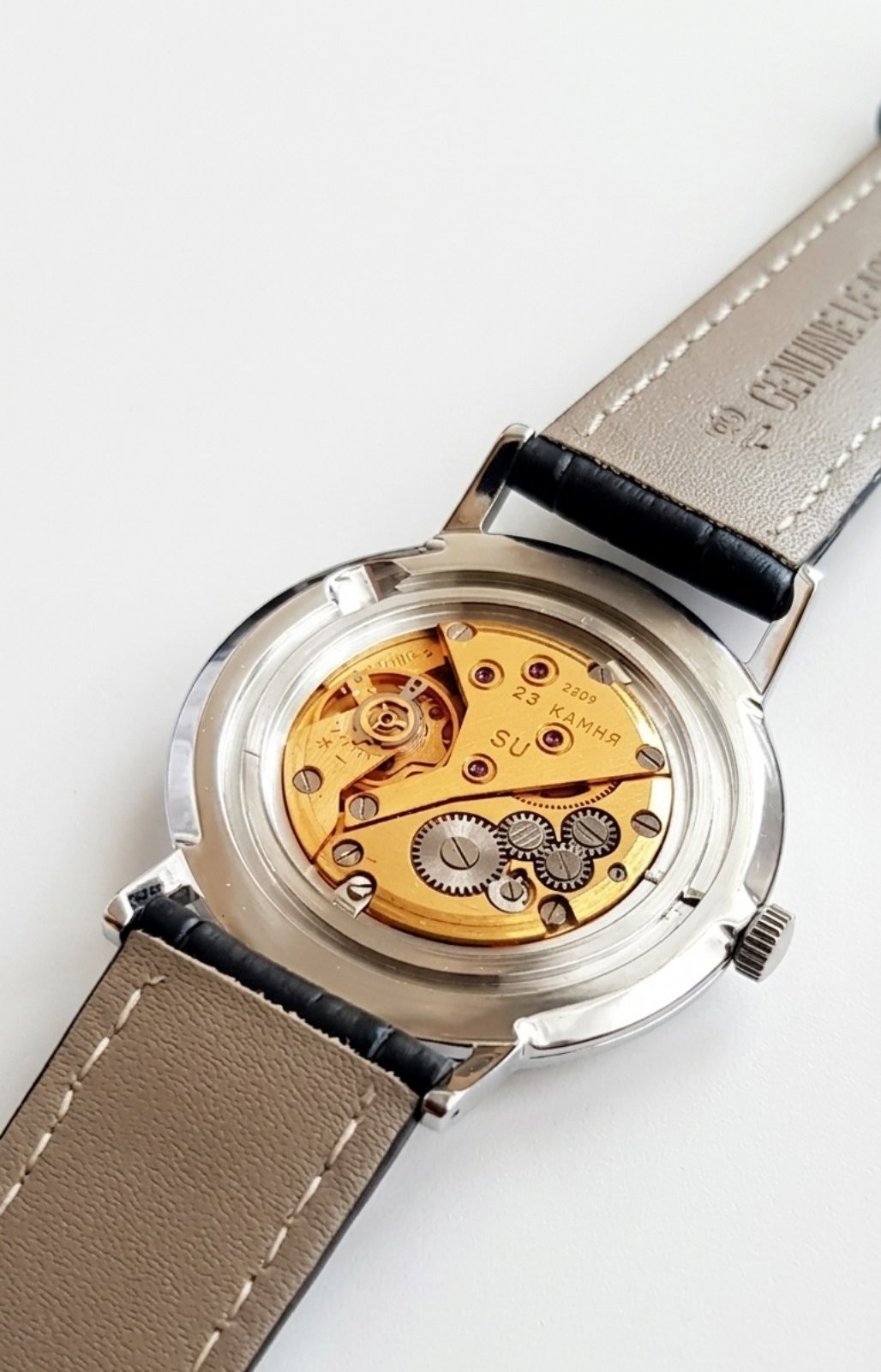 Vintage Poljot De Luxe 23 Jewels USSR Serviced Ultra Slim Mechanical Watch