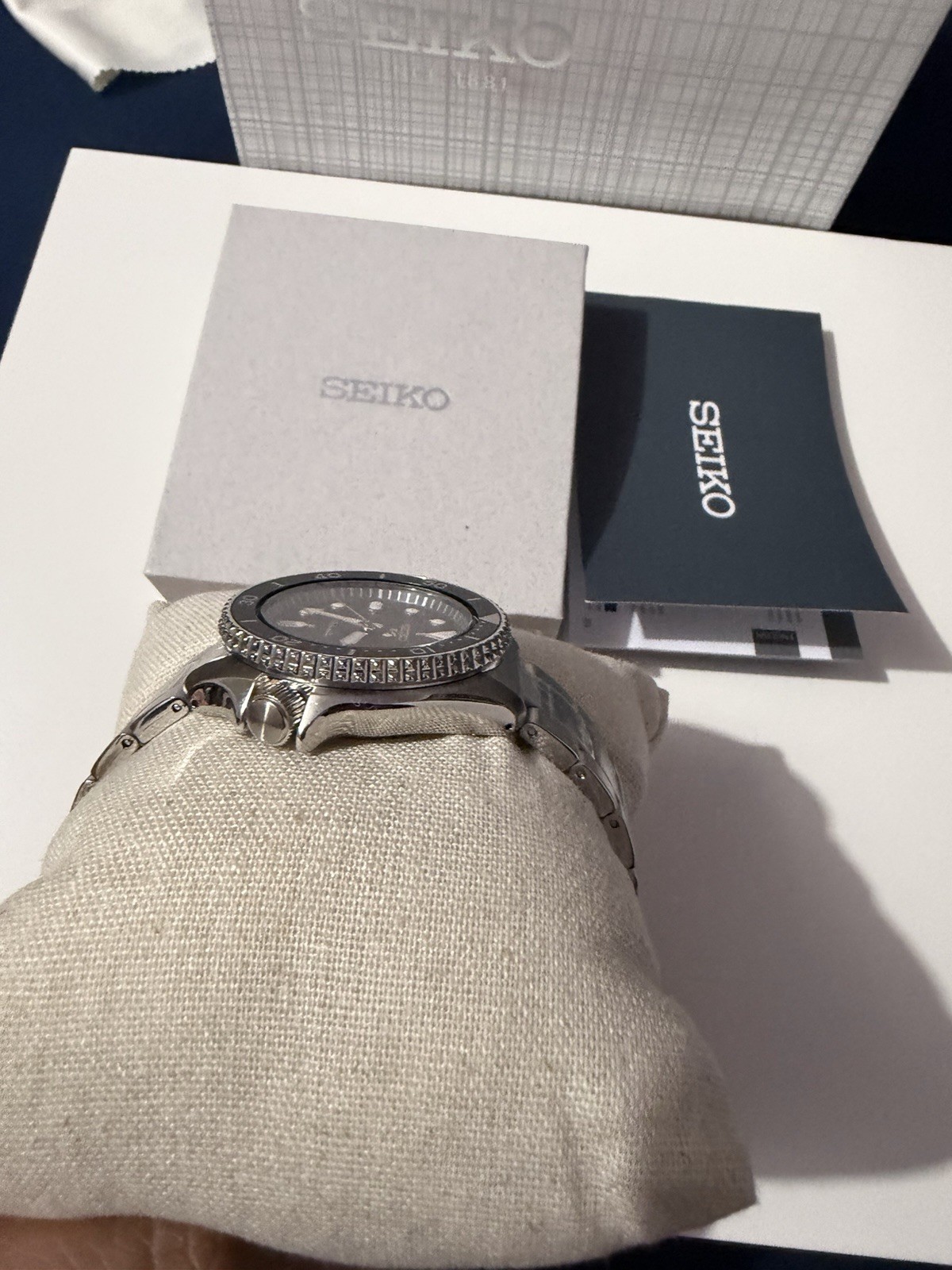 Seiko 5 Sports Automatic Men’s Watch Green Dial Green Rotating Bezel SS Full set