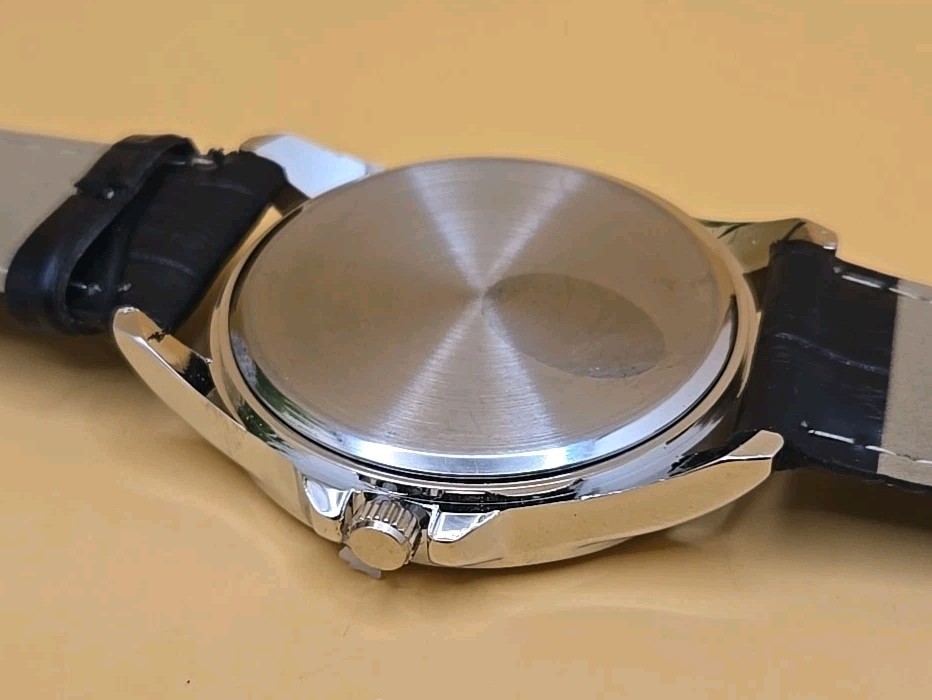 E Pluribus Unum Wristwatch, Featuring the Great Seal of the United States Emblem