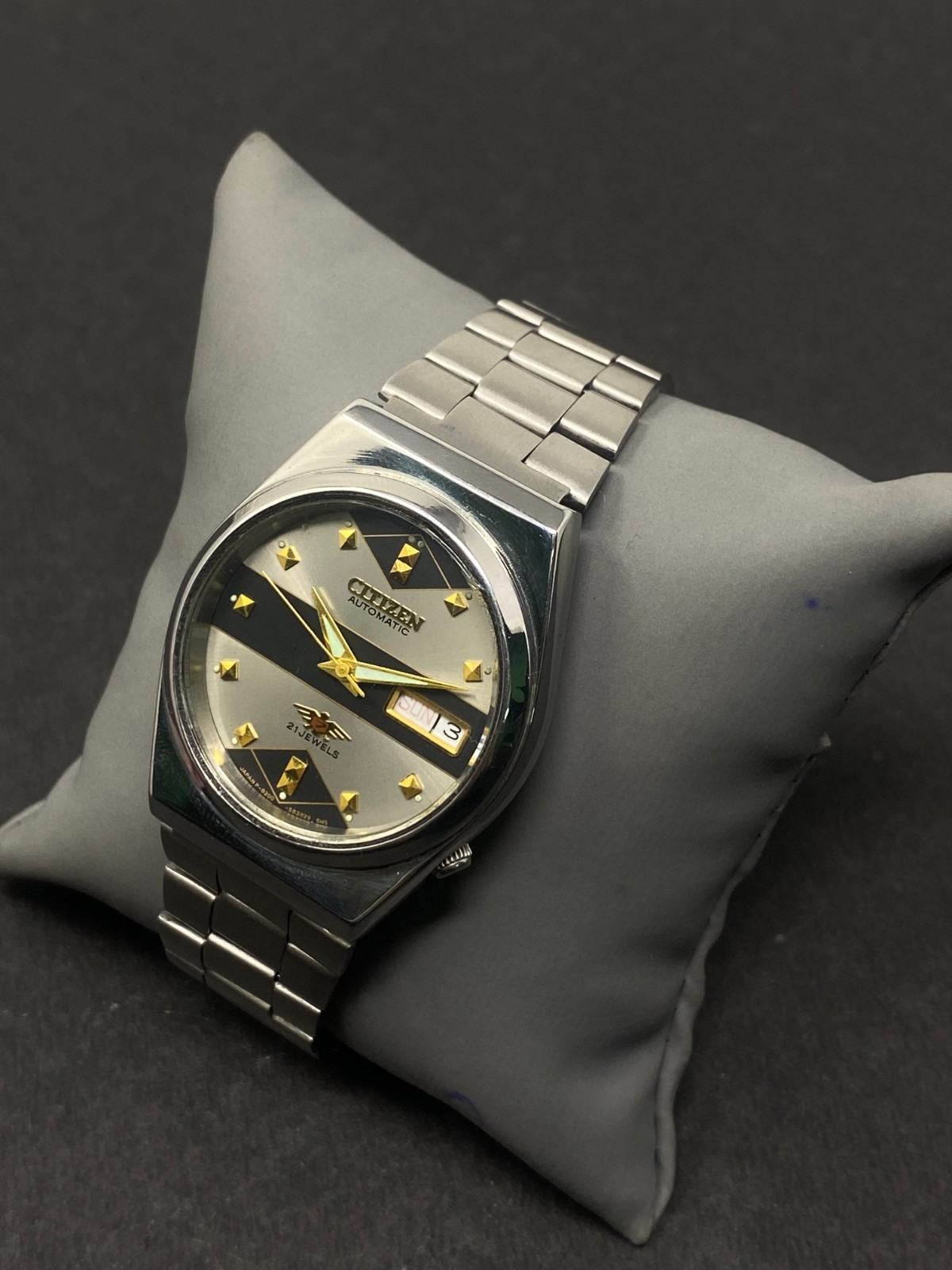 Vintage Citizen Automatic 8200A Japan Movement Day-Date Men’s Wrist Watch
