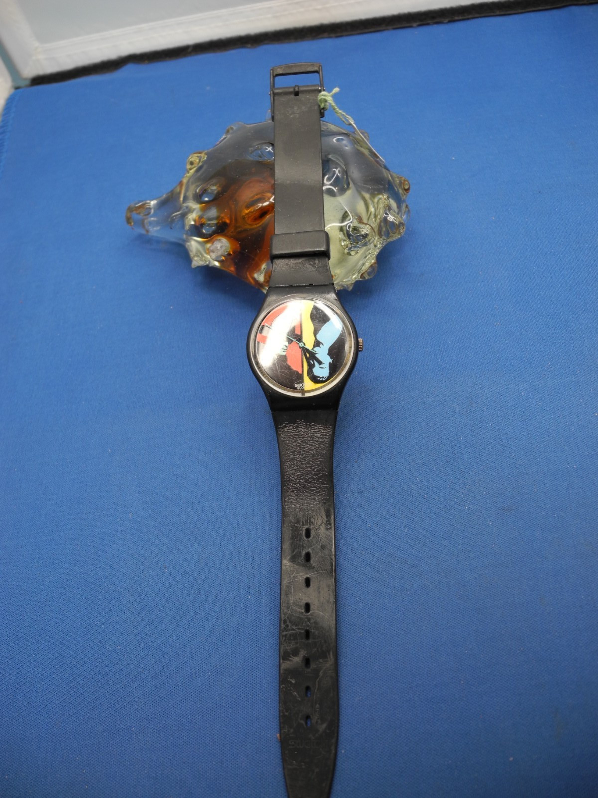 Swatch Watch COLOURED LOVE GB122, Gents BLACK BAND,NEW BATTERY