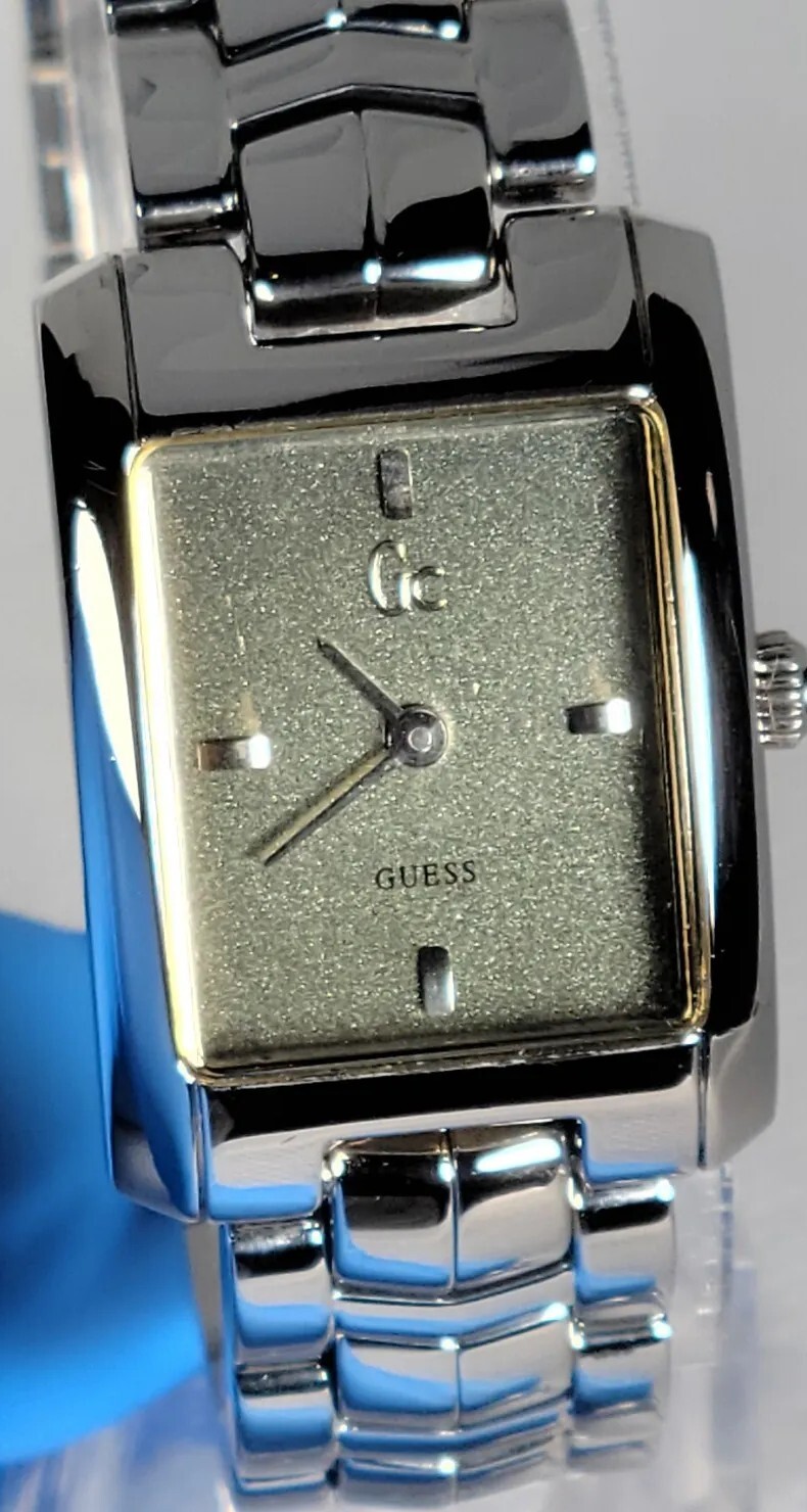 GUESS COLLECTION Women’s Stainless St Water Resistan 30M Silver Green Dial 20×29