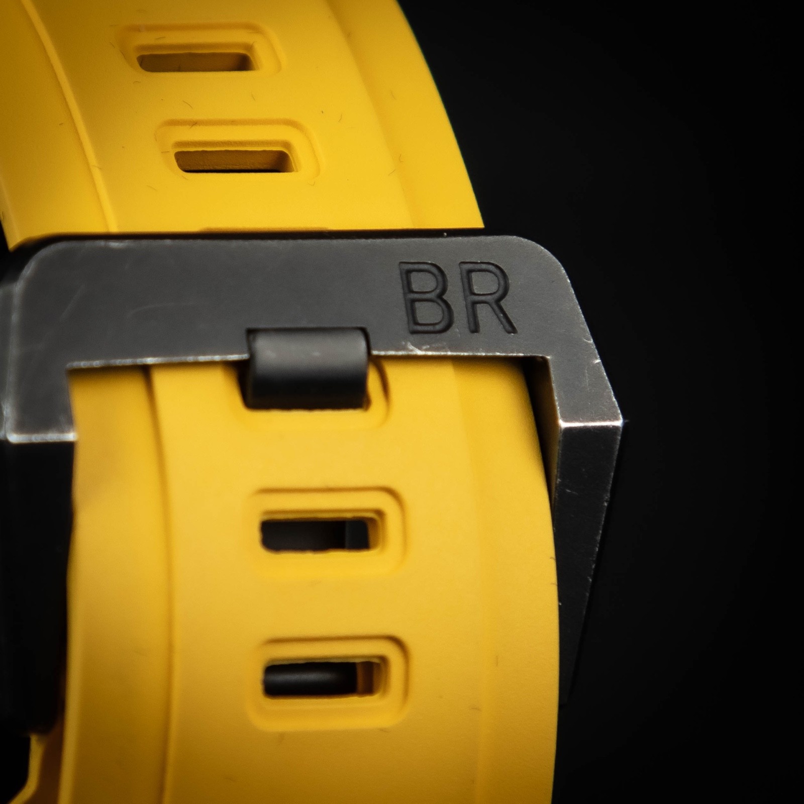 Bell & Ross BR 03-94 Steel Yellow and Black BR0394 RS17